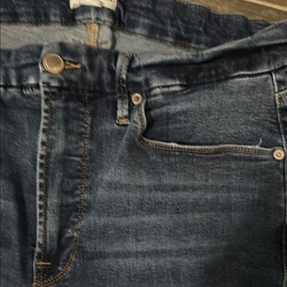 Good American Blue Straight Leg Jeans - Picture 3 of 16